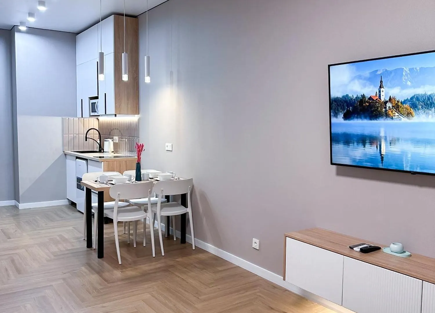 Apartment Современная Студия В 2 Минут До Мега Парка Almaty