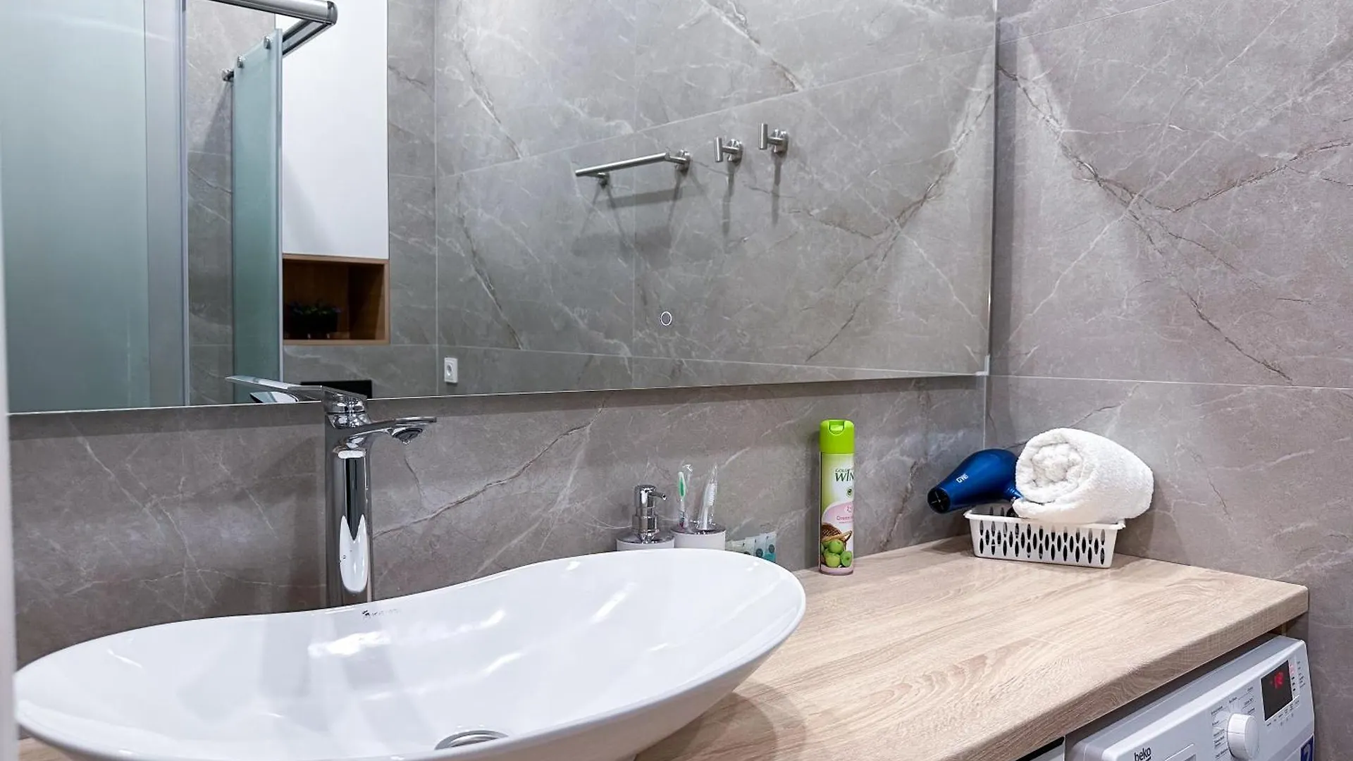 Apartment Современная Студия В 2 Минут До Мега Парка Almaty