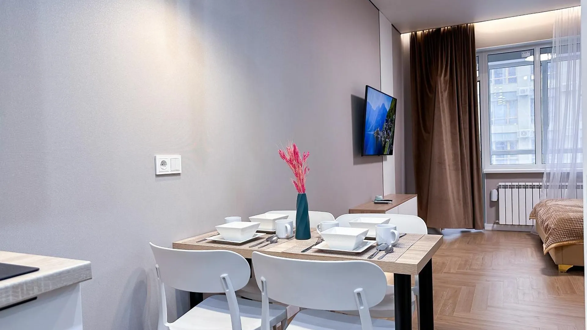 Современная Студия В 2 Минут До Мега Парка Almaty Apartment